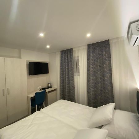 Апартаменты Dm Sobe Тузла Экстерьер фото