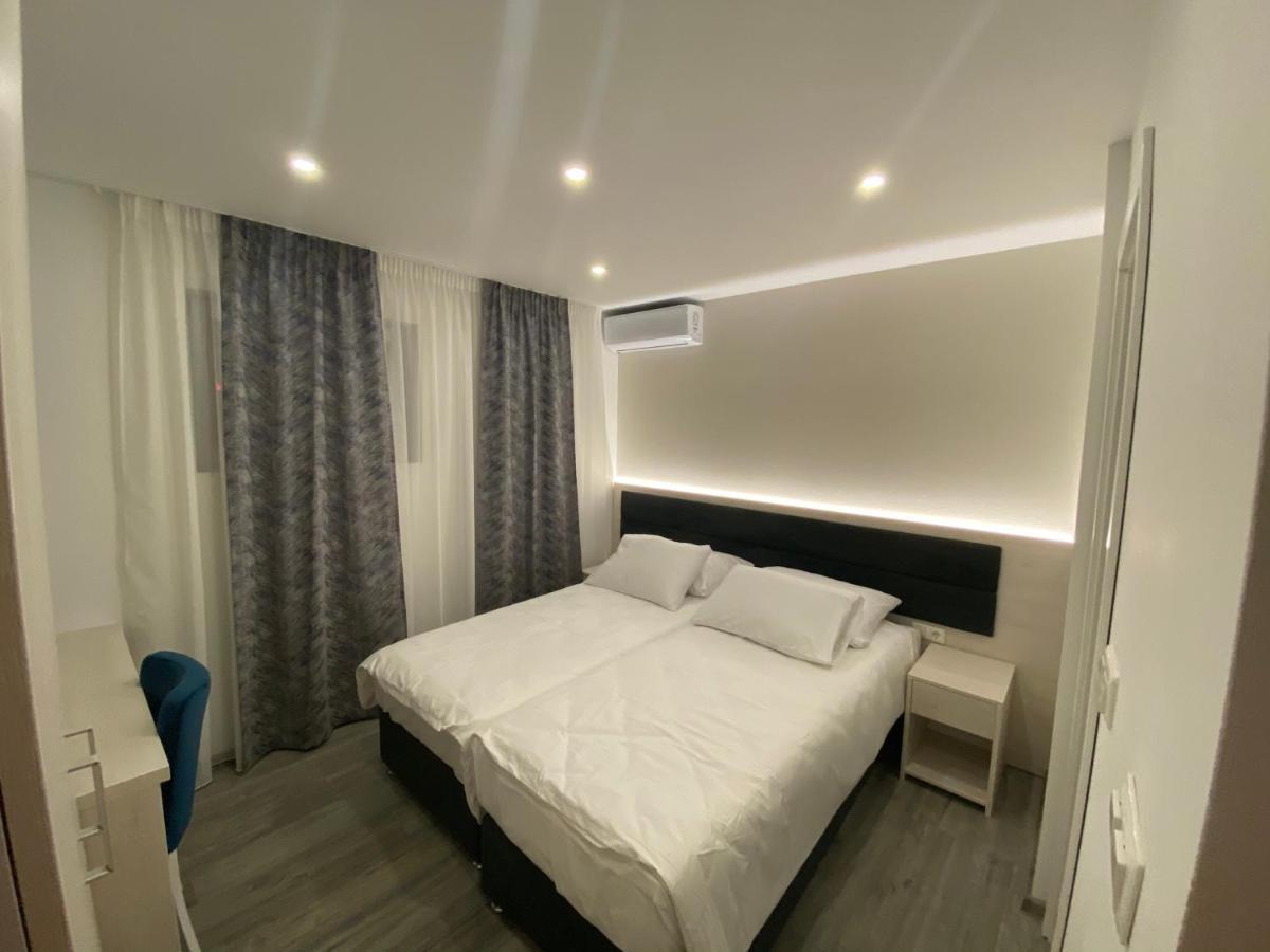 Апартаменты Dm Sobe Тузла Экстерьер фото